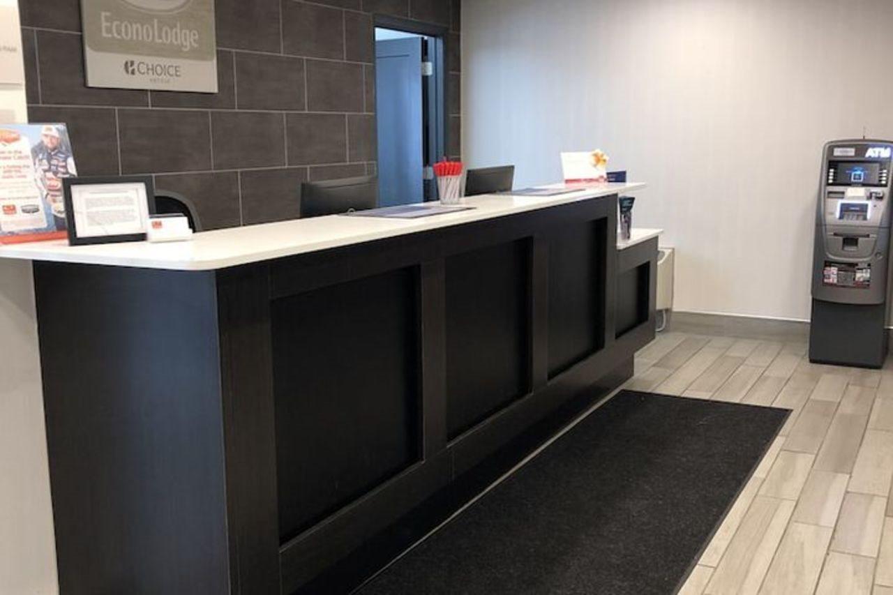 Travelodge By Wyndham Canton-Livonia Area, Mi Buitenkant foto