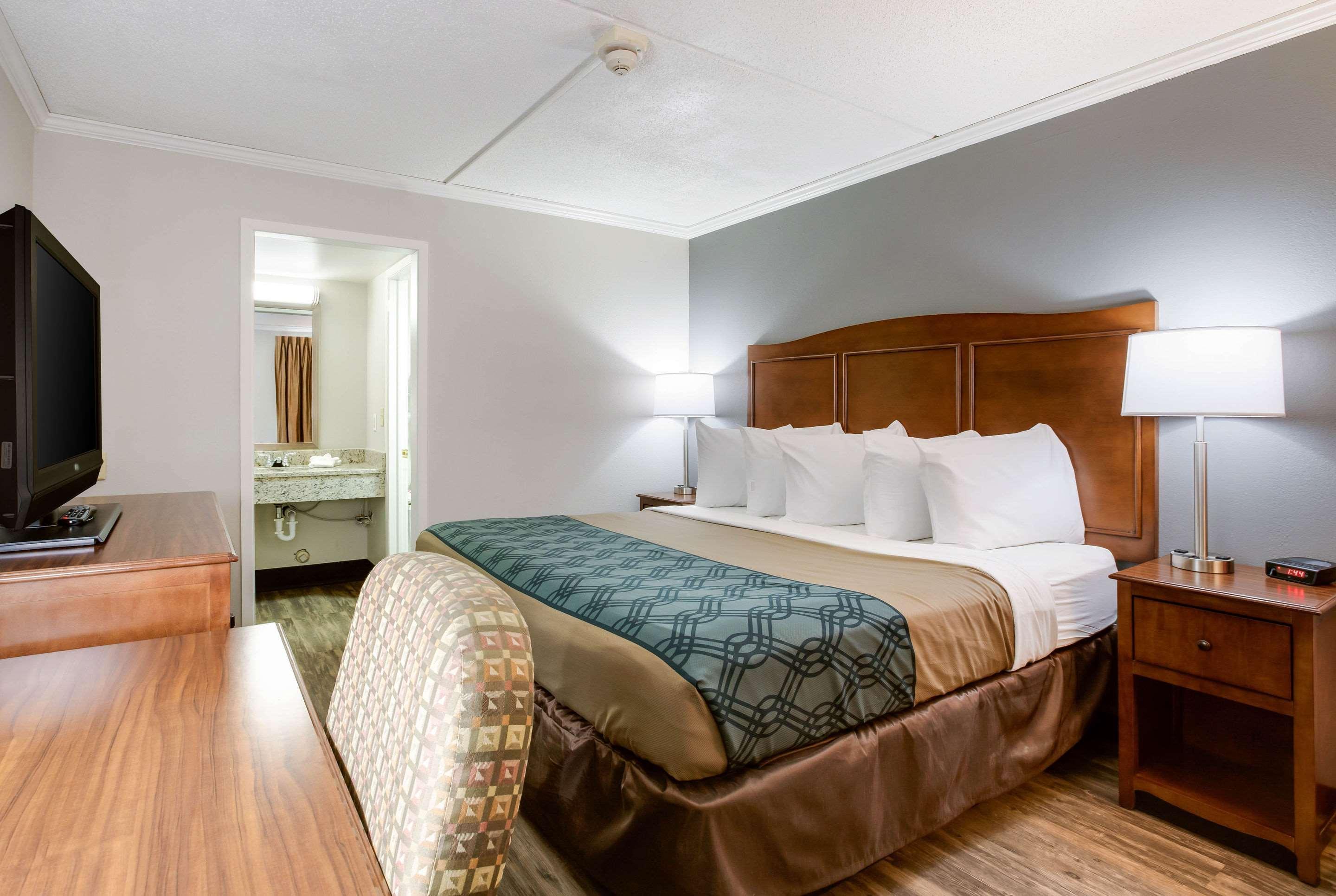 Travelodge By Wyndham Canton-Livonia Area, Mi Buitenkant foto