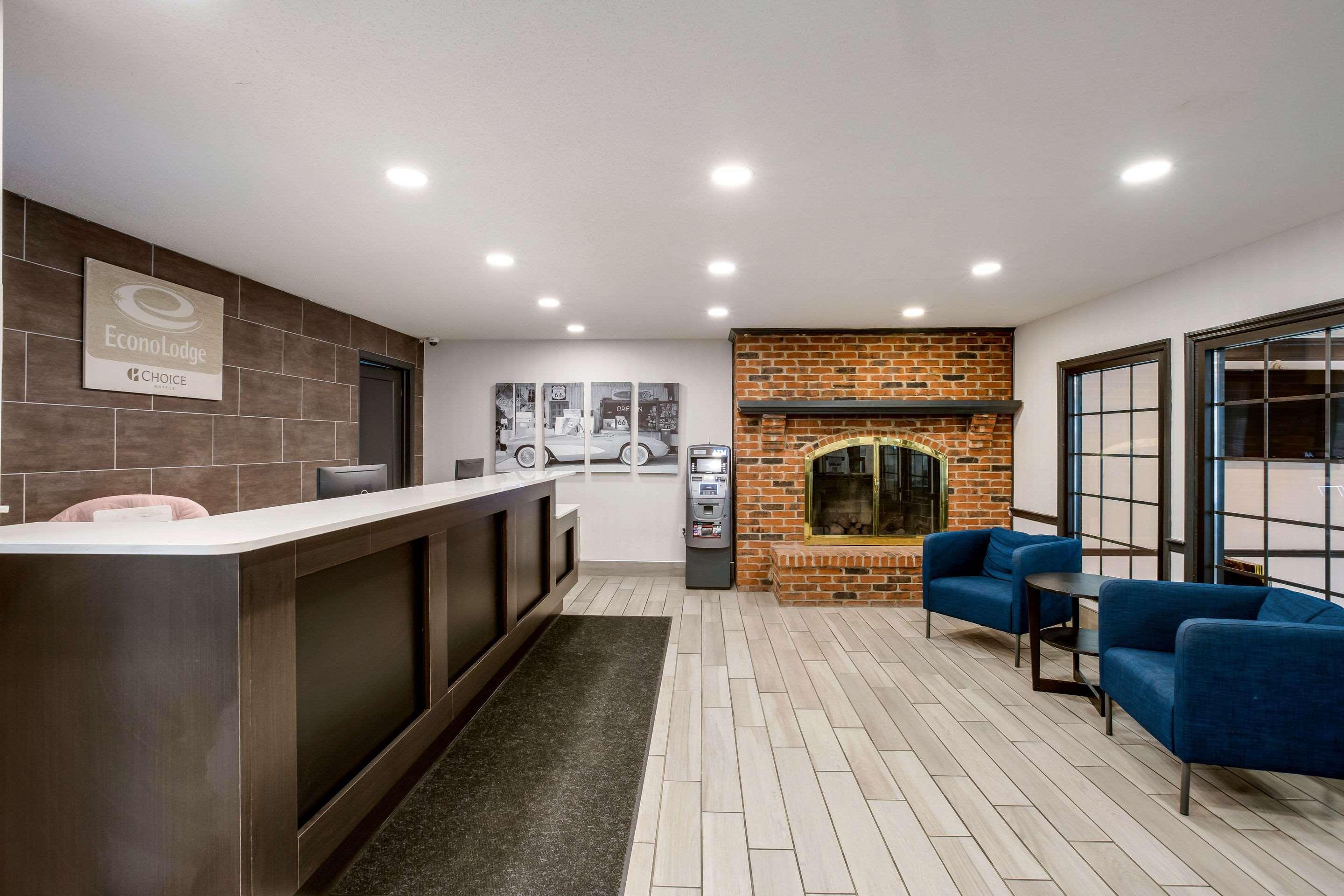 Travelodge By Wyndham Canton-Livonia Area, Mi Buitenkant foto