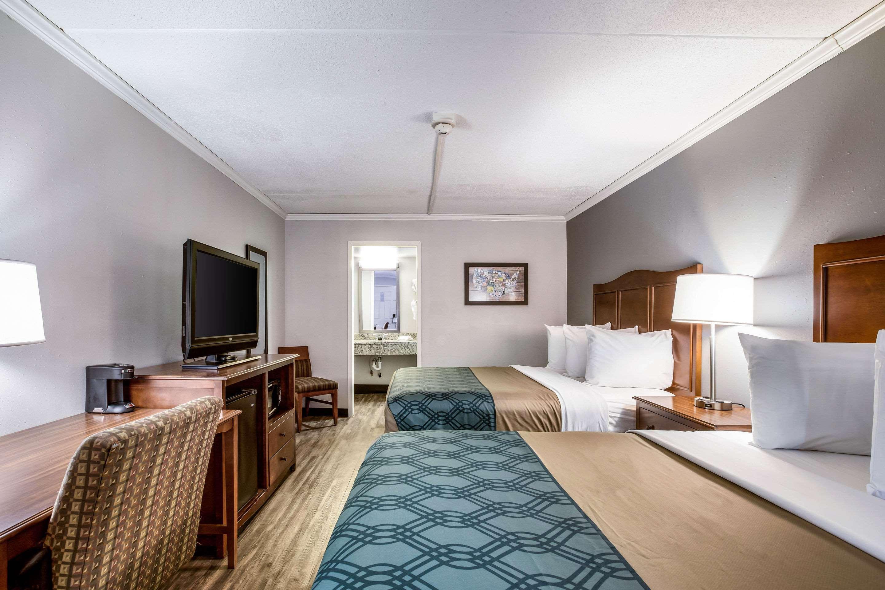 Travelodge By Wyndham Canton-Livonia Area, Mi Buitenkant foto
