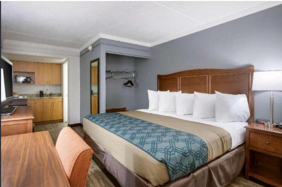 Travelodge By Wyndham Canton-Livonia Area, Mi Buitenkant foto