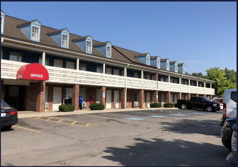 Travelodge By Wyndham Canton-Livonia Area, Mi Buitenkant foto